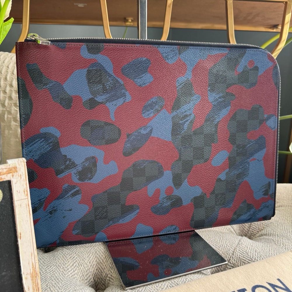 Louis Vuitton Damier cobalt Pochette Jour in Camo